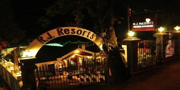 R J Resort