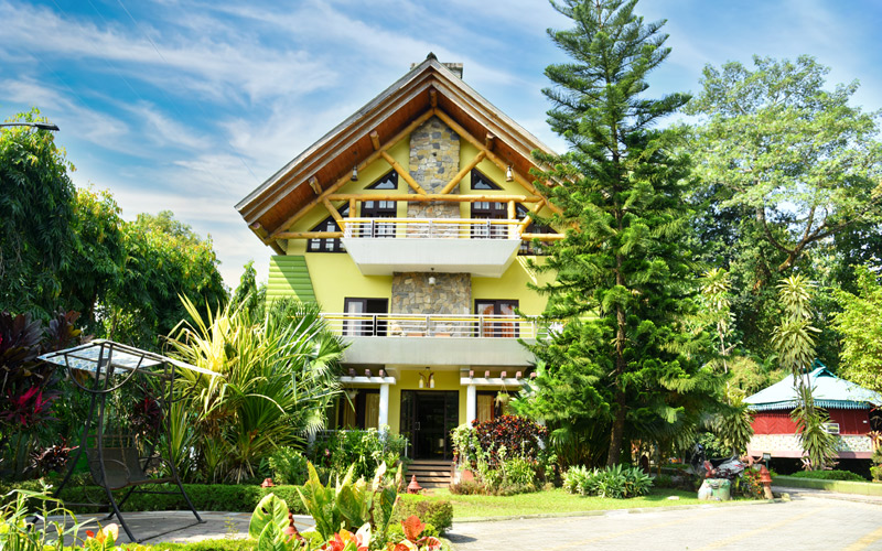 Hatihana The Green Castle