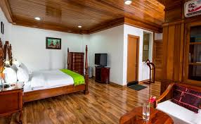Premium Queen Room