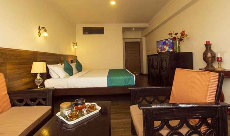 Victoria Deluxe Room